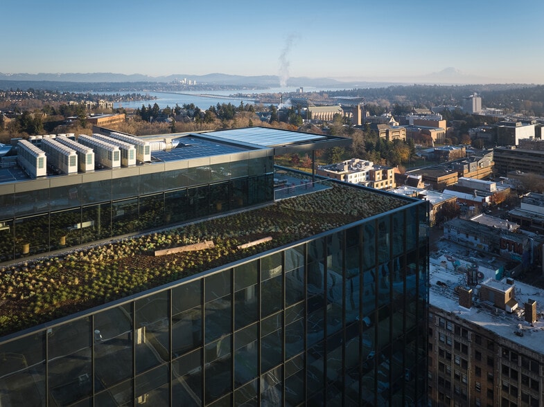 More Photos Of 4320 Brooklyn Ave NE, Seattle Office For Lease