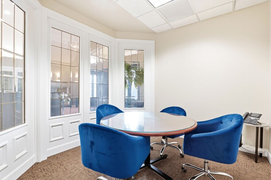 More Photos Of 7351 Office Park Pl, Melbourne Office For Sale