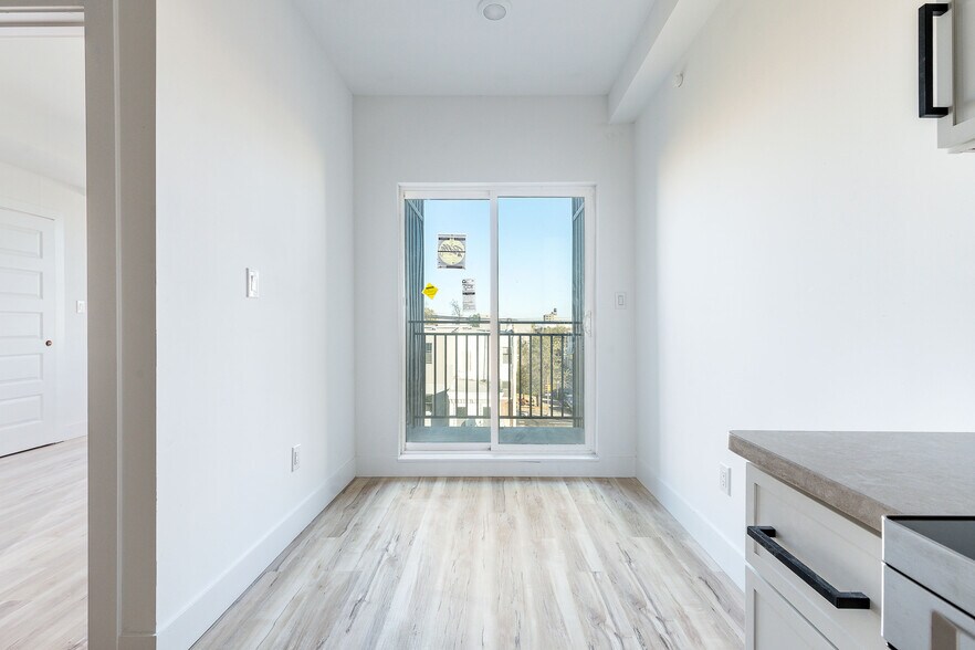 More Photos Of 809 Diamond St, Philadelphia Apartments For Sale