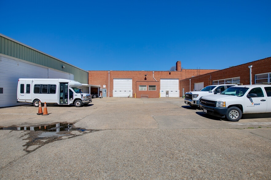 More Photos Of 1901 Westwood Ave, Richmond Warehouse For Sale