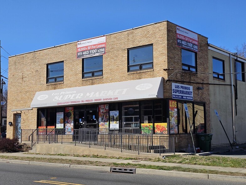 More Photos Of 439-443 E 1st Ave, Roselle General Retail For Sale