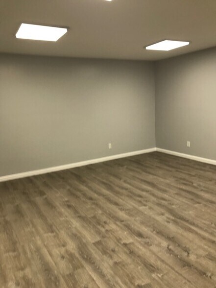 More Photos Of 655 Amboy Ave, Woodbridge Medical For Lease