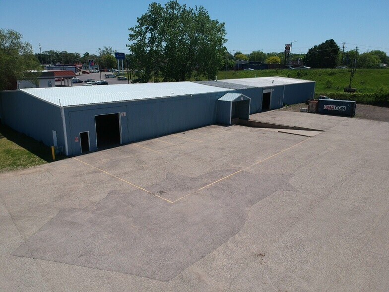 More Photos Of 322 Terminal St SW, Grand Rapids Distribution For Lease