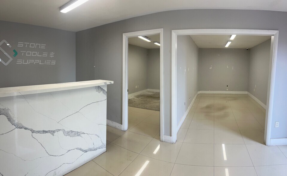 More Photos Of 6301-6333 NW 74th Ave, Miami Warehouse For Lease