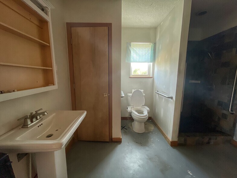 More Photos Of 660 Pine Ridge Rd, Pottsville Daycare Center For Sale