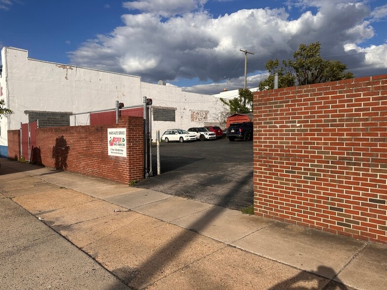 More Photos Of 3541-3549-3553 S. Hanover St., Baltimore Auto Repair For Sale