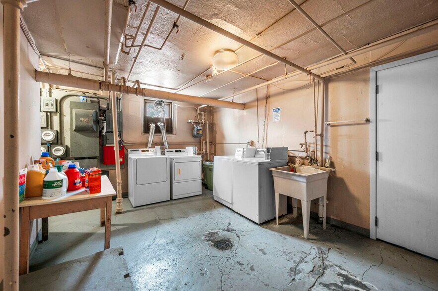 More Photos Of , Minneapolis Multifamily For Sale