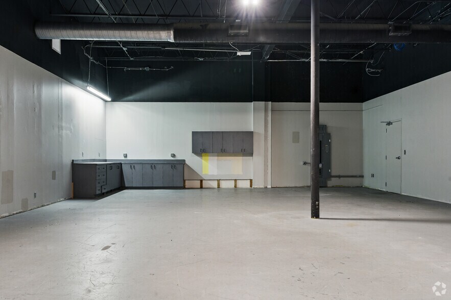 More Photos Of 1532 Stone Ridge Dr, Stone Mountain Unknown For Lease