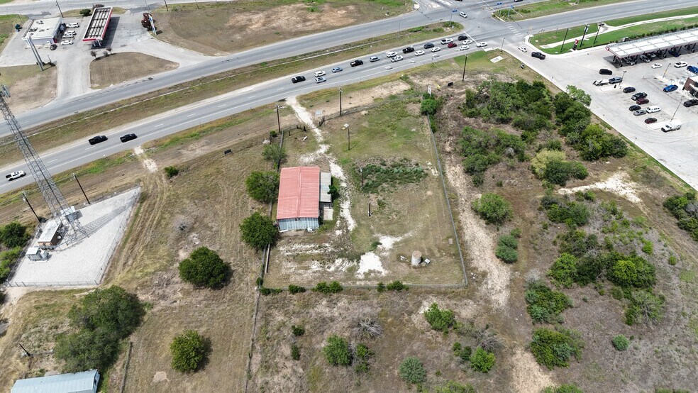 More Photos Of 11177 S US Highway 181, San Antonio Warehouse For Sale