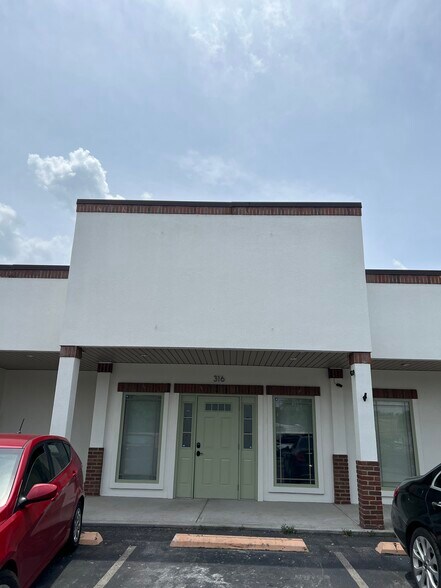 More Photos Of 316 Knox Rd, Knoxville Medical For Lease