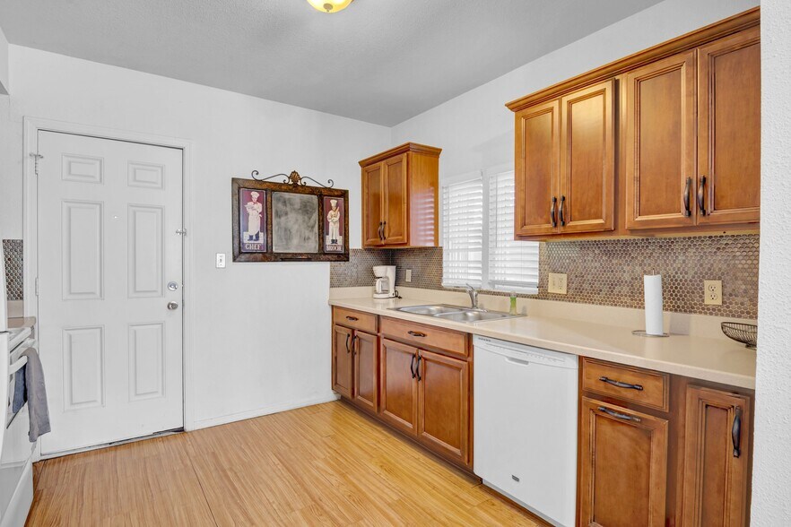 More Photos Of 712 E Pierce St, Phoenix Multifamily For Sale