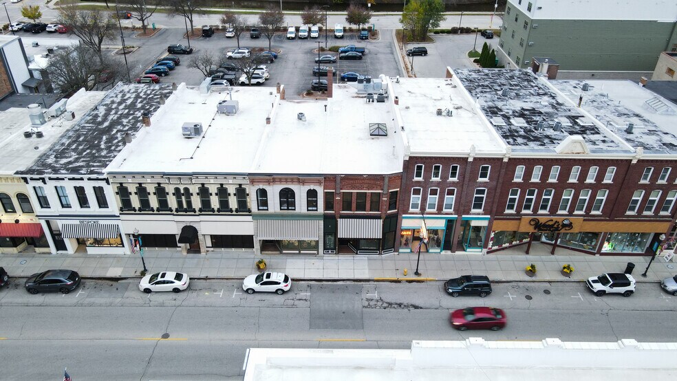 More Photos Of 30 N Main St, Fond Du Lac Restaurant For Sale