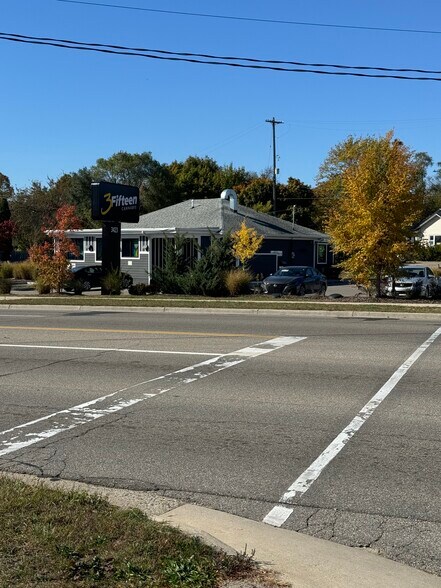 More Photos Of 3423 Plainfield Ave NE, Grand Rapids Storefront For Sale