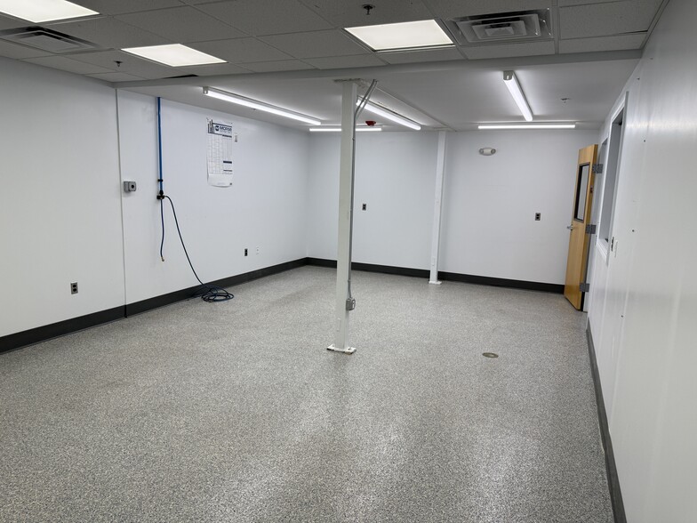 More Photos Of 450 W River St, Orange Light Distribution For Sale