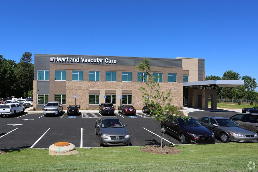 More Photos Of 3970 Deputy Bill Cantrell Mem, Cumming Medical For Lease