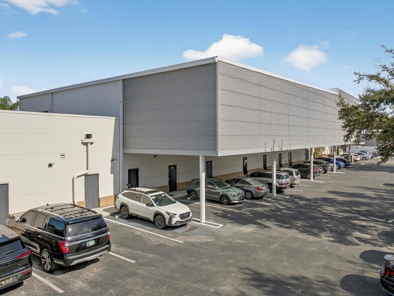 More Photos Of 250 Avenue K SW, Winter Haven Medical For Lease