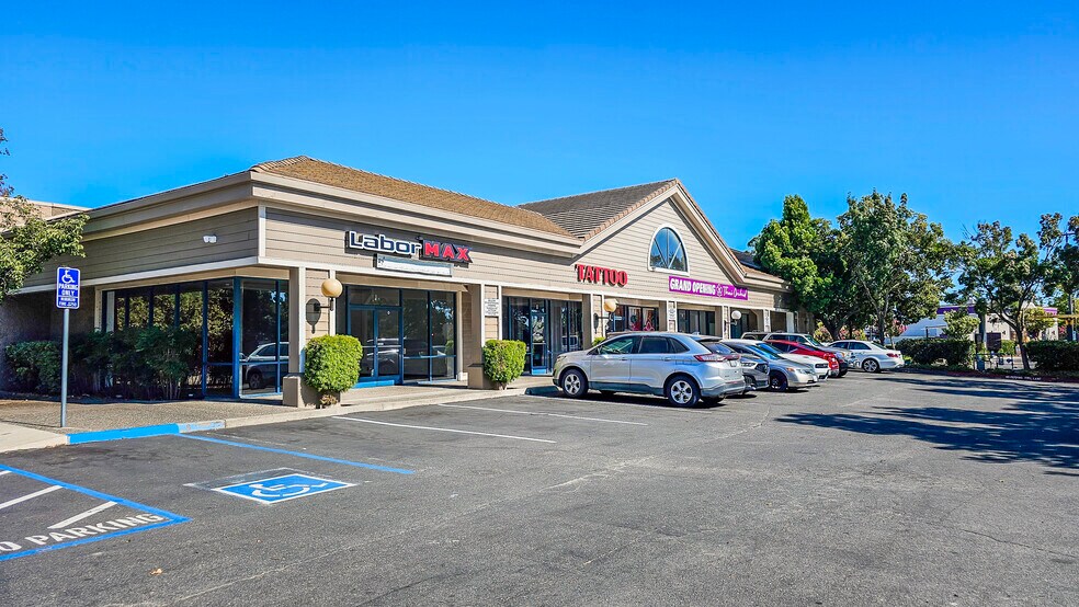 Primary Photo Of 1500 Oliver Rd, Fairfield General Retail For Lease