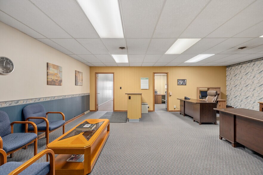 More Photos Of 116 E 2nd St, Kimball Office For Sale