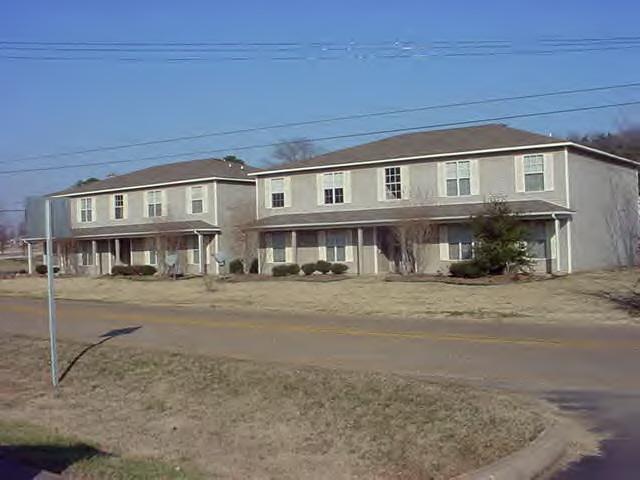 Primary Photo Of 18-20 E Main St, Altus Apartments For Sale