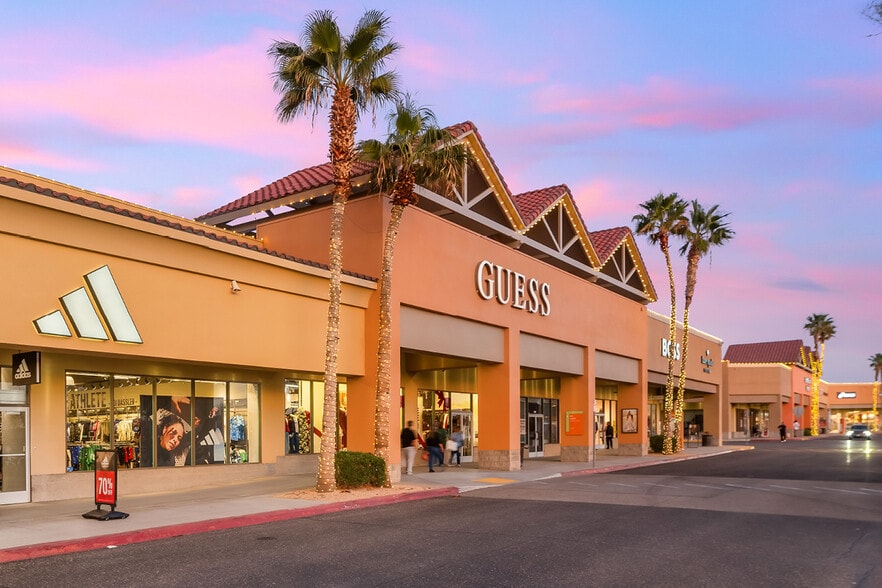 More Photos Of 2796 Tanger Way, Barstow General Retail For Sale