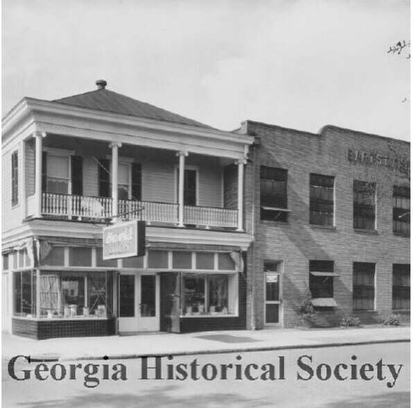 More Photos Of 2517 Bull St, Savannah Warehouse For Lease