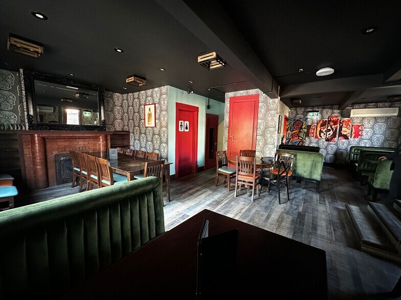 More Photos Of 2228 Albert St, Regina Restaurant For Sale