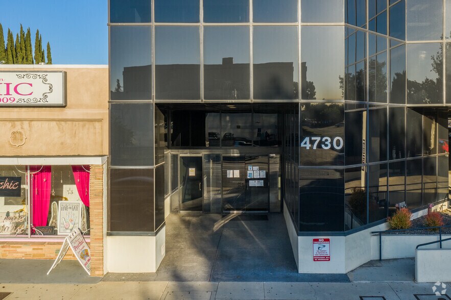 More Photos Of 4730 Woodman Ave, Sherman Oaks Office For Lease