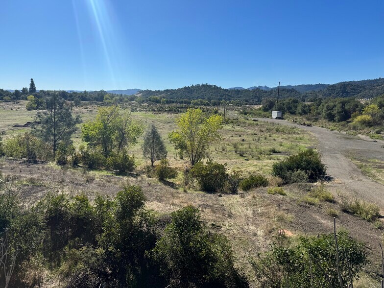More Photos Of 31981-32011 McCray Rd, Cloverdale Land For Sale