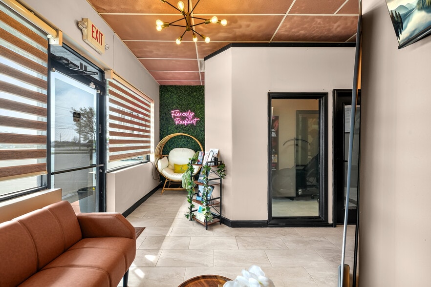 More Photos Of 295 Athens Hwy, Loganville Freestanding For Sale