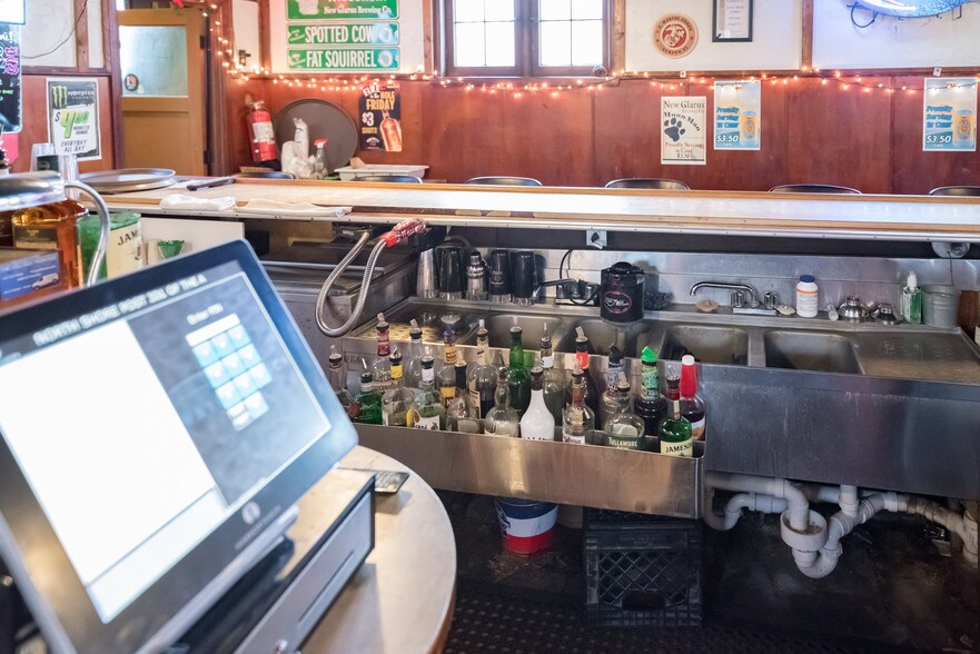 More Photos Of 4121 N Wilson Dr, Milwaukee Lodge Meeting Hall For Sale