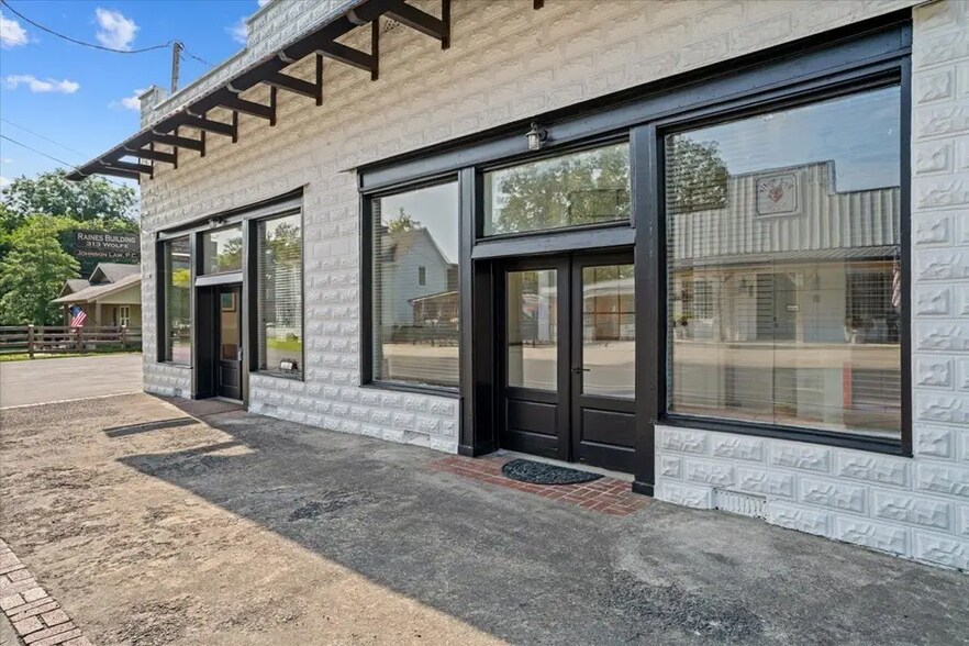 More Photos Of 313 Wolfe St, Cohutta Office For Sale