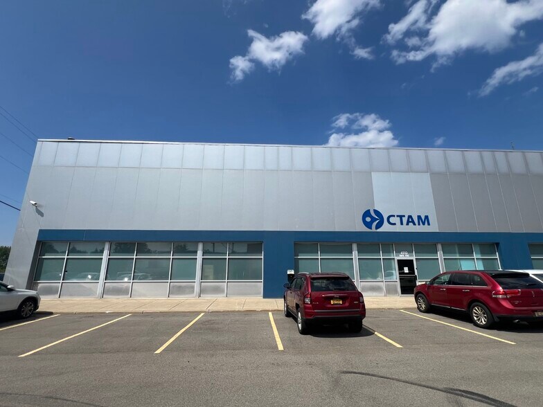 More Photos Of 4910 Camp Rd, Hamburg Warehouse For Lease