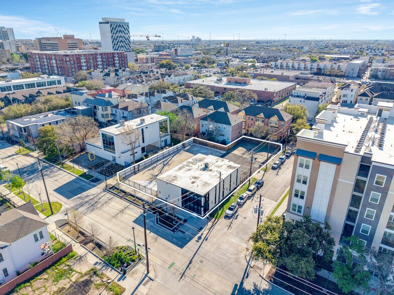 More Photos Of 2323 Caroline St, Houston Medical For Lease
