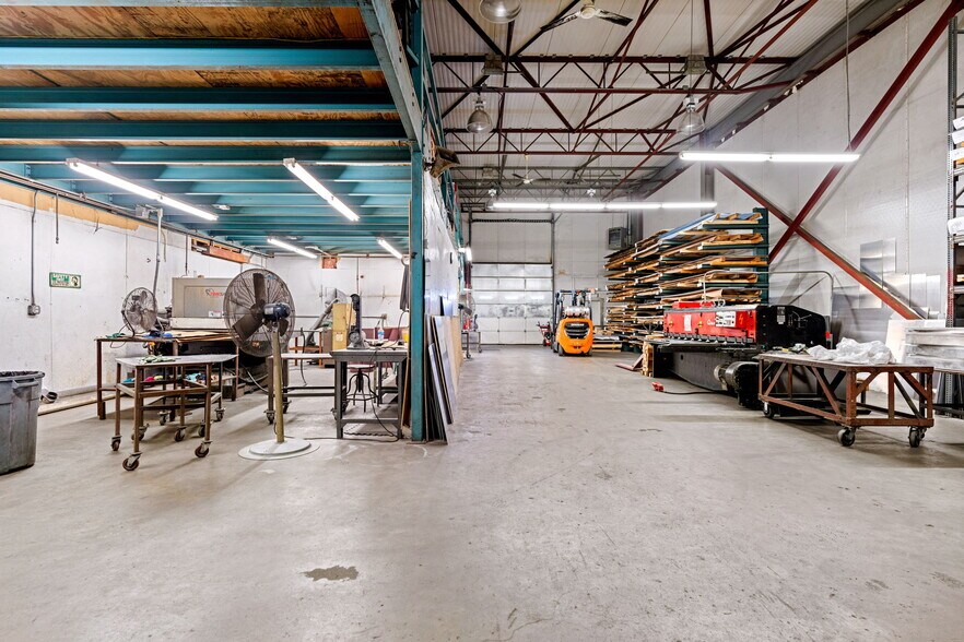 More Photos Of 205 Commercial St, Whitman Manufacturing For Sale