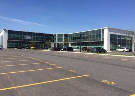 More Photos Of 30 Topflight Dr, Mississauga Office For Sale