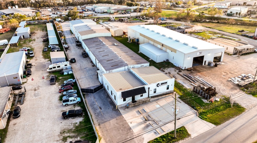 More Photos Of 2705 Concord Rd, Belle Chasse Distribution For Sale