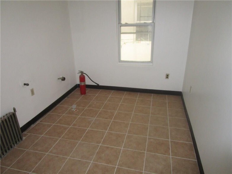 More Photos Of 3022 Brighton 8th St, Brooklyn Apartments For Sale