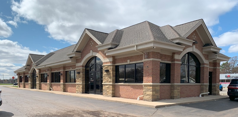 More Photos Of 2609 Metropolitan Pky, Sterling Heights Medical For Lease