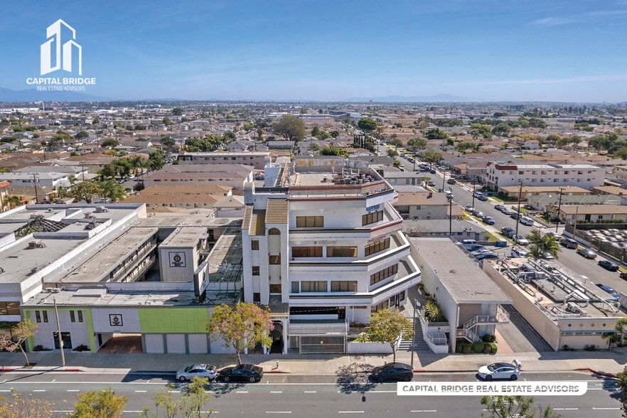 More Photos Of 13650 Hawthorne Blvd, Hawthorne Office For Sale