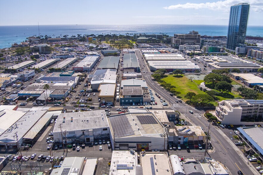 More Photos Of 758 Halekauwila Street, Honolulu General Retail For Sale