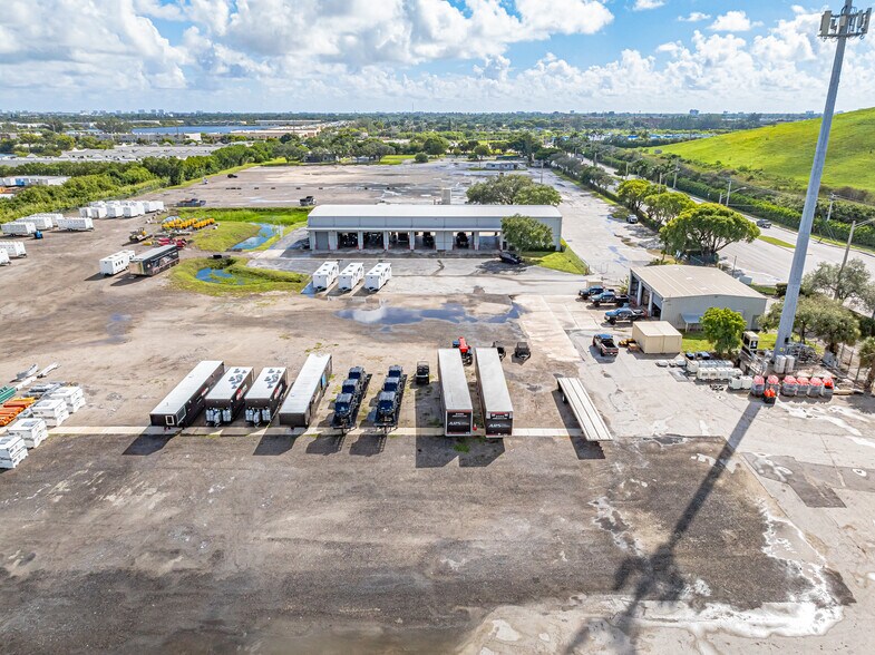 More Photos Of 2501 Wiles Rd, Deerfield Beach Unknown For Lease