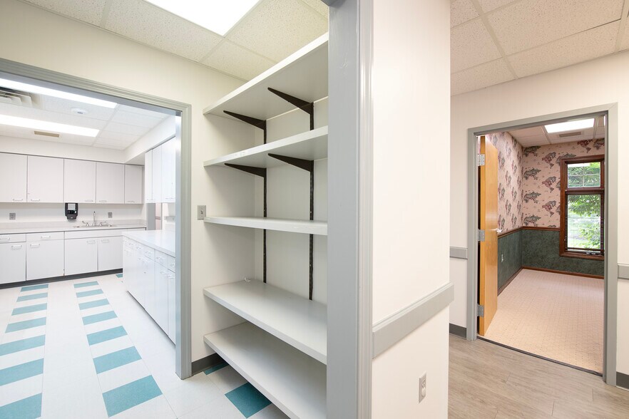 More Photos Of 12744 State Rd, North Royalton Medical For Lease