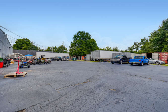 More Photos Of 1012 Iris Dr SW, Conyers Storefront For Sale