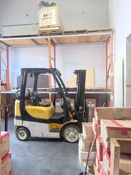 More Photos Of 12368 Valley Blvd, El Monte Manufacturing For Sale