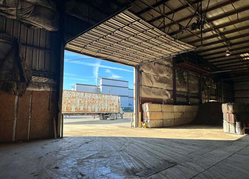 More Photos Of 4710 Dues Dr, Cincinnati Warehouse For Lease