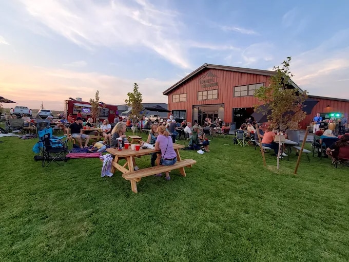 More Photos Of 2470 Henderson Loop, Richland Bar For Sale