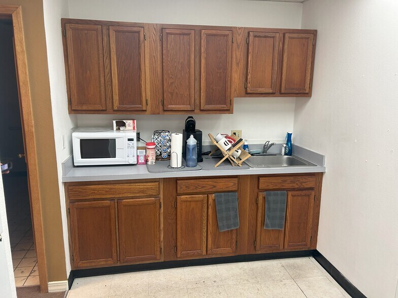 More Photos Of 6060 W 59th Ave, Arvada Warehouse For Sale