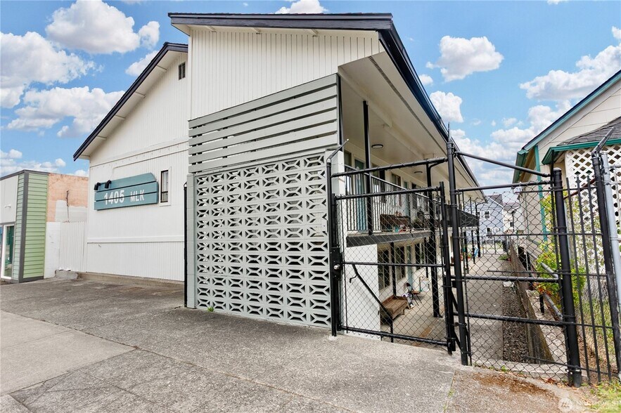 Primary Photo Of 1405 Martin Luther King Jr Way, Tacoma Apartments For Sale