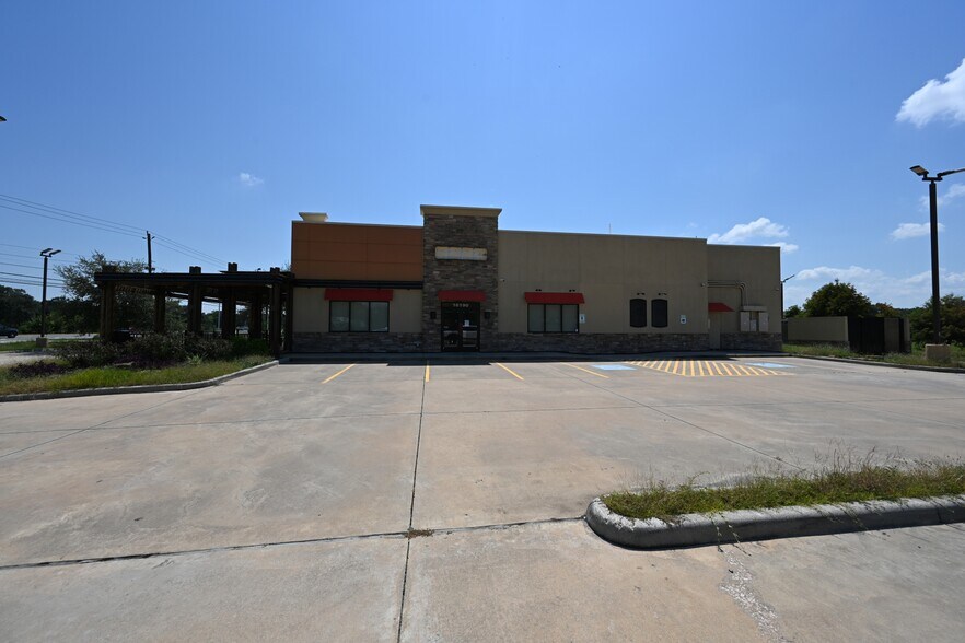 Primary Photo Of 16190 Galveston Rd, Webster Fast Food For Lease