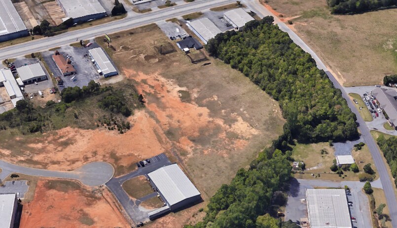 More Photos Of 451 Southport Commerce Boulevard, Spartanburg Land For Lease